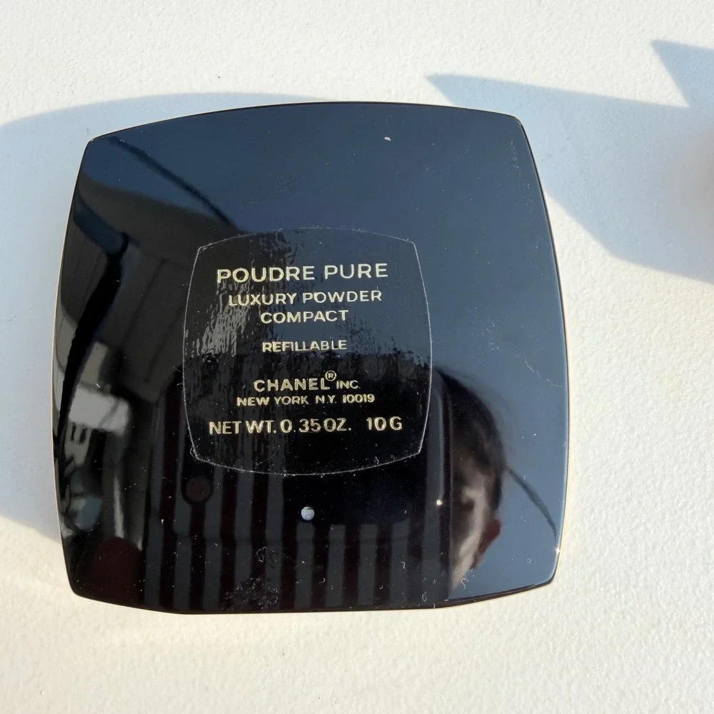 Chanel Poudre Pure Luxury Powder Compact Refillable Light 0.35oz 10g
